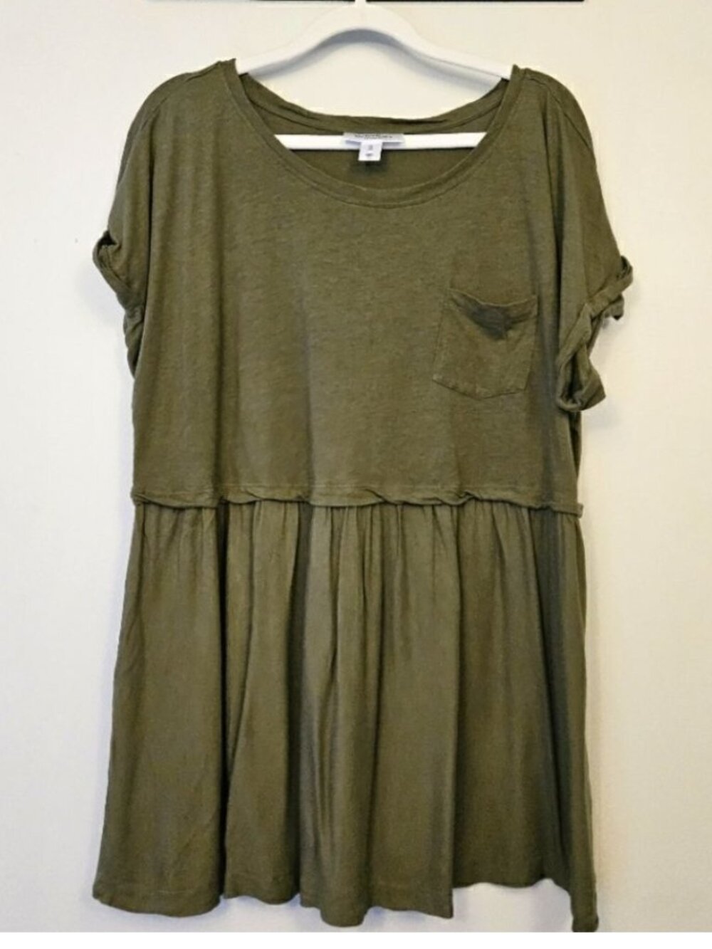 Flowy Linen Top - Picture 1 of 2